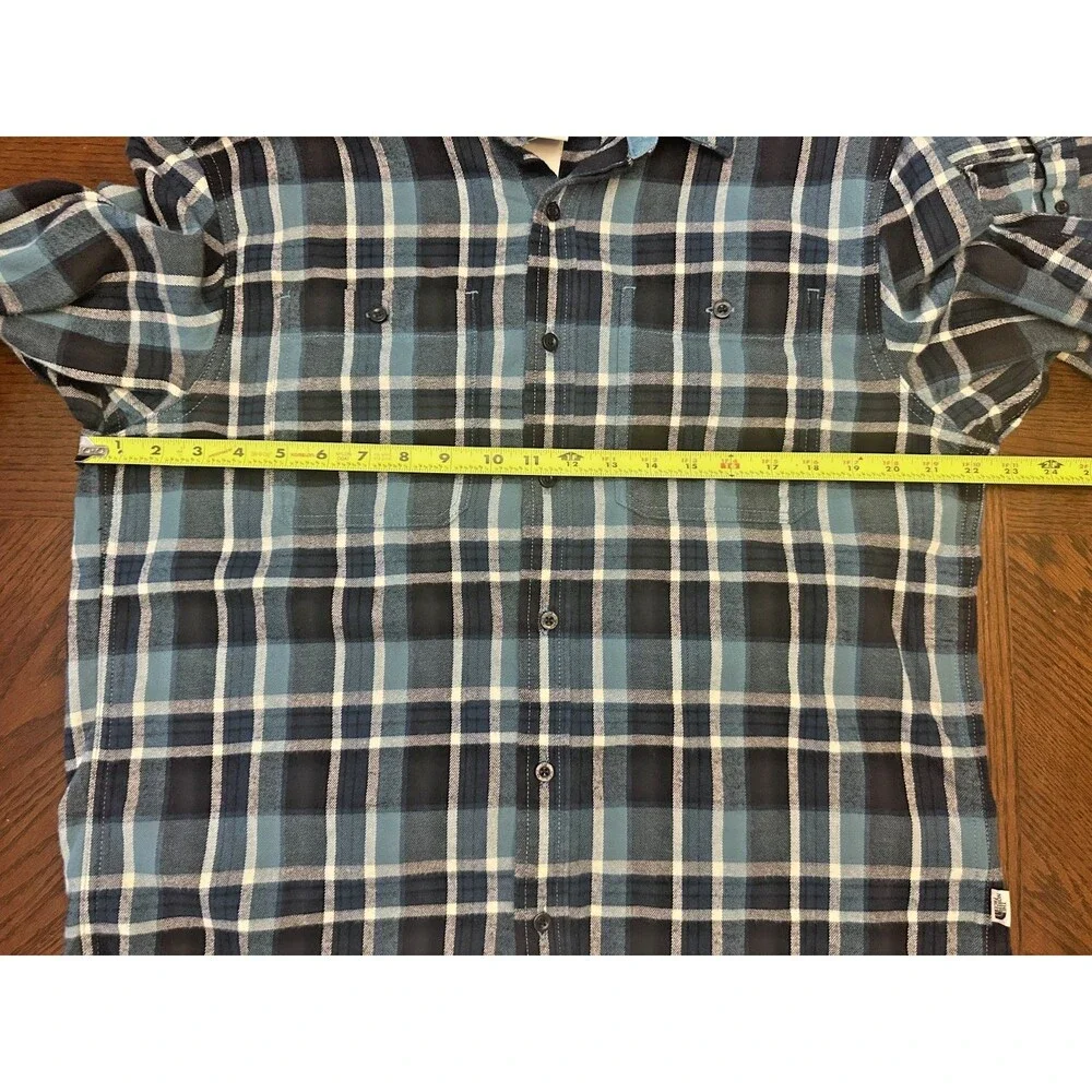 The North Face Arroyo Light Weight Button Flannel Teal Navy Plaid Size Large